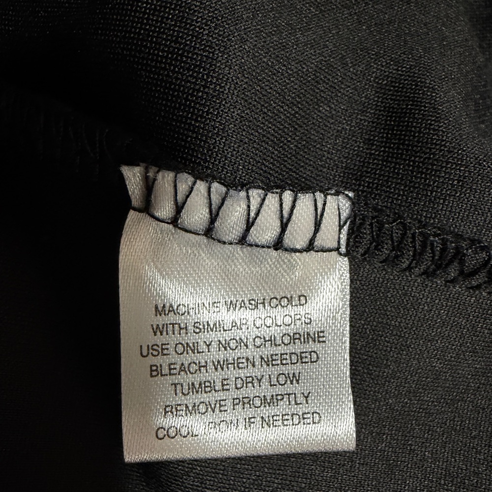French Laundry Black V-Neck Sweater White Stripe Sleeve Cozy Tunic Size M - Picture 10 of 10